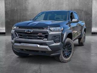 2025 CHEVROLET COLORADO CREW CAB TRAIL BOSS PICKUP 4D 5 FT
