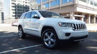 Image of 2011 JEEP GRAND CHEROKEE