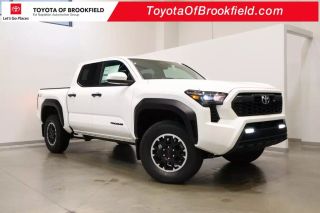 2025 TOYOTA TACOMA DOUBLE CAB TRD OFF-ROAD PICKUP 4D 5 FT