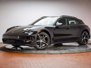2025 PORSCHE TAYCAN S