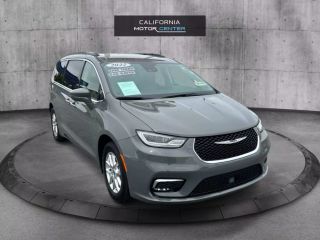 Image of 2022 CHRYSLER PACIFICA TOURING L VAN 4D
