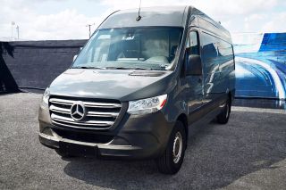 Used Car MERCEDES-BENZ SPRINTER 2500 CREW to buy in Miami, Florida. Price: $35,999