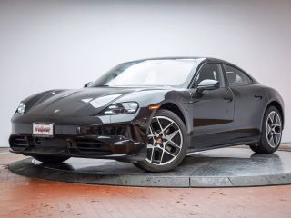 2025 PORSCHE TAYCAN S