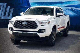 Used Car TOYOTA TACOMA DOUBLE CAB to buy in Miami, Florida. Price: $27,999