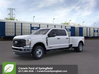 2025 FORD F350 SUPER DUTY CREW CAB PLATINUM PICKUP 4D 8 FT