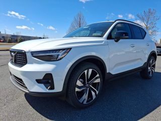 2025 VOLVO XC40 ULTRA