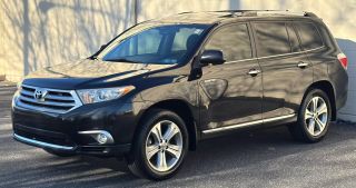 Image of 2013 TOYOTA HIGHLANDER