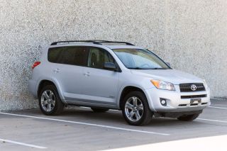 2010 TOYOTA RAV4 SPORT