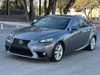 2016 LEXUS IS 300