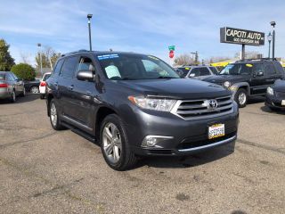 2011 TOYOTA HIGHLANDER LIMITED