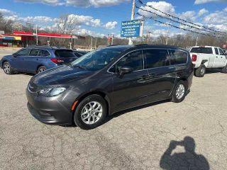 Image of 2021 CHRYSLER VOYAGER