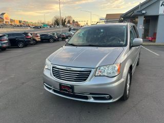 Image of 2013 CHRYSLER TOWN & COUNTRY