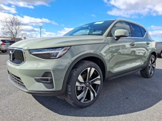 2025 VOLVO XC40 ULTRA