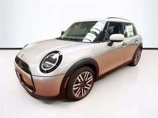 2025 MINI HARDTOP 4 DOOR BASE