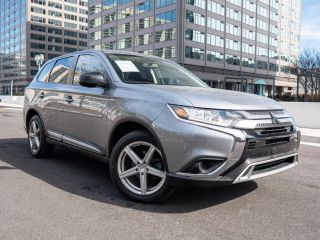 Image of 2020 MITSUBISHI OUTLANDER