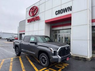 2025 TOYOTA TUNDRA CREWMAX SR5 PICKUP 4D 5 1/2 FT