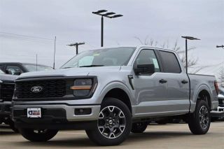 2025 FORD F150 SUPERCREW CAB STX PICKUP 4D 5 1/2 FT