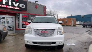 Image of 2011 GMC YUKON XL 1500