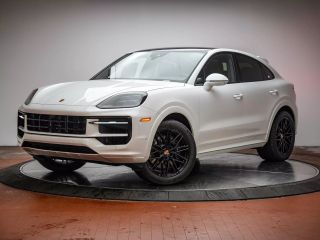 2025 PORSCHE CAYENNE COUP BASE