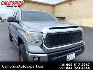 2017 TOYOTA TUNDRA SR5