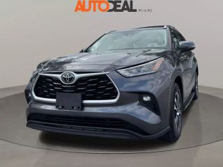 Image of 2020 TOYOTA HIGHLANDER