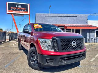 2017 NISSAN TITAN S