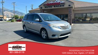 Image of 2015 TOYOTA SIENNA