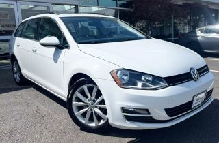 2017 VOLKSWAGEN GOLF SPORTWAGEN WAGON 4-CYL, TURBO, 1.8L TSI SE WAGON 4D at Panda Autos - used cars for sale in Vienna, VA.