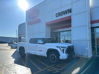 2025 TOYOTA TUNDRA CREW CAB SR5 4WD 3.5L V6 TURBO