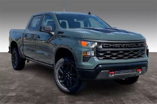 2025 CHEVROLET SILVERADO 1500 CREW CAB CUSTOM TRAIL BOSS PICKUP 4D 5 3/4 FT
