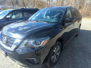 2017 NISSAN PATHFINDER SL