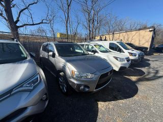 Image of 2013 MITSUBISHI OUTLANDER