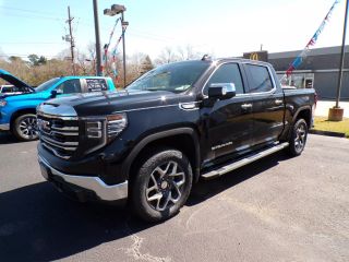 2025 GMC SIERRA 1500 CREW CAB SLT PICKUP 4D 5 3/4 FT