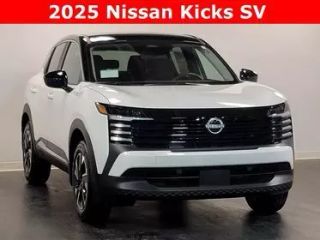 2025 NISSAN KICKS SV AWD