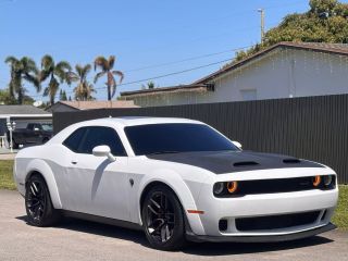 2016 DODGE CHALLENGER SRT HELLCAT