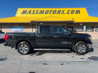 2019 NISSAN TITAN SV