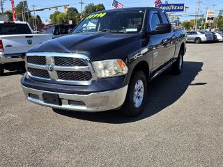 2017 RAM 1500 SLT