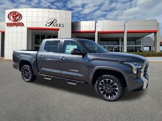 2025 TOYOTA TUNDRA CREWMAX LIMITED PICKUP 4D 5 1/2 FT