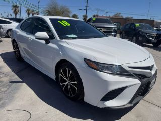 Image of 2019 TOYOTA CAMRY