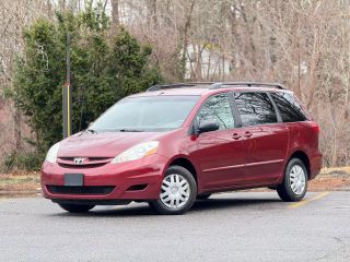 Image of 2009 TOYOTA SIENNA