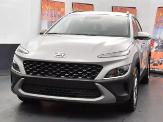 Image of 2023 HYUNDAI KONA SEL SPORT UTILITY 4D