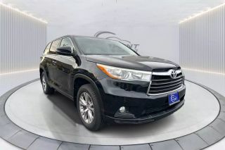 Image of 2016 TOYOTA HIGHLANDER