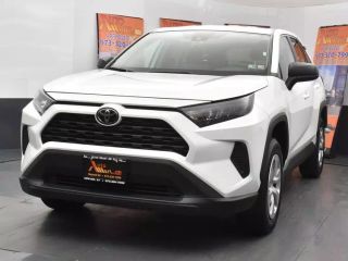 Image of 2022 TOYOTA RAV4 LE SPORT UTILITY 4D