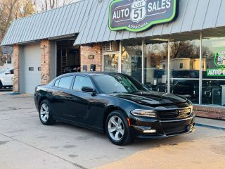 2017 DODGE CHARGER SXT