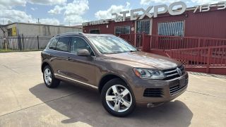 Image of 2013 VOLKSWAGEN TOUAREG