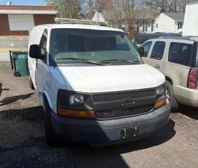 2010 CHEVROLET EXPRESS 3500 BASE