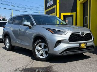 Image of 2023 TOYOTA HIGHLANDER LIMITED SPORT UTILITY 4D