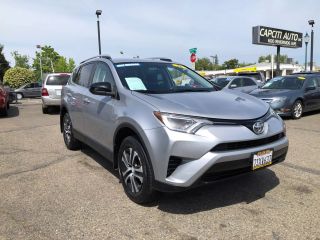 2016 TOYOTA RAV4 LE
