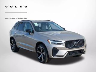 2025 VOLVO XC60 B5 ULTRA DARK THEME SPORT UTILITY 4D