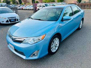2012 TOYOTA CAMRY XLE